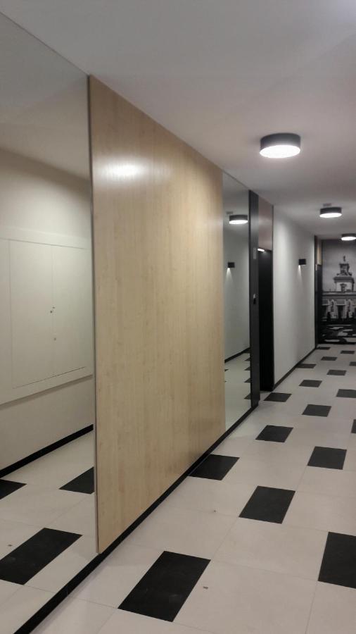 Silver Apartment In Wilanow Warszawa Eksteriør billede